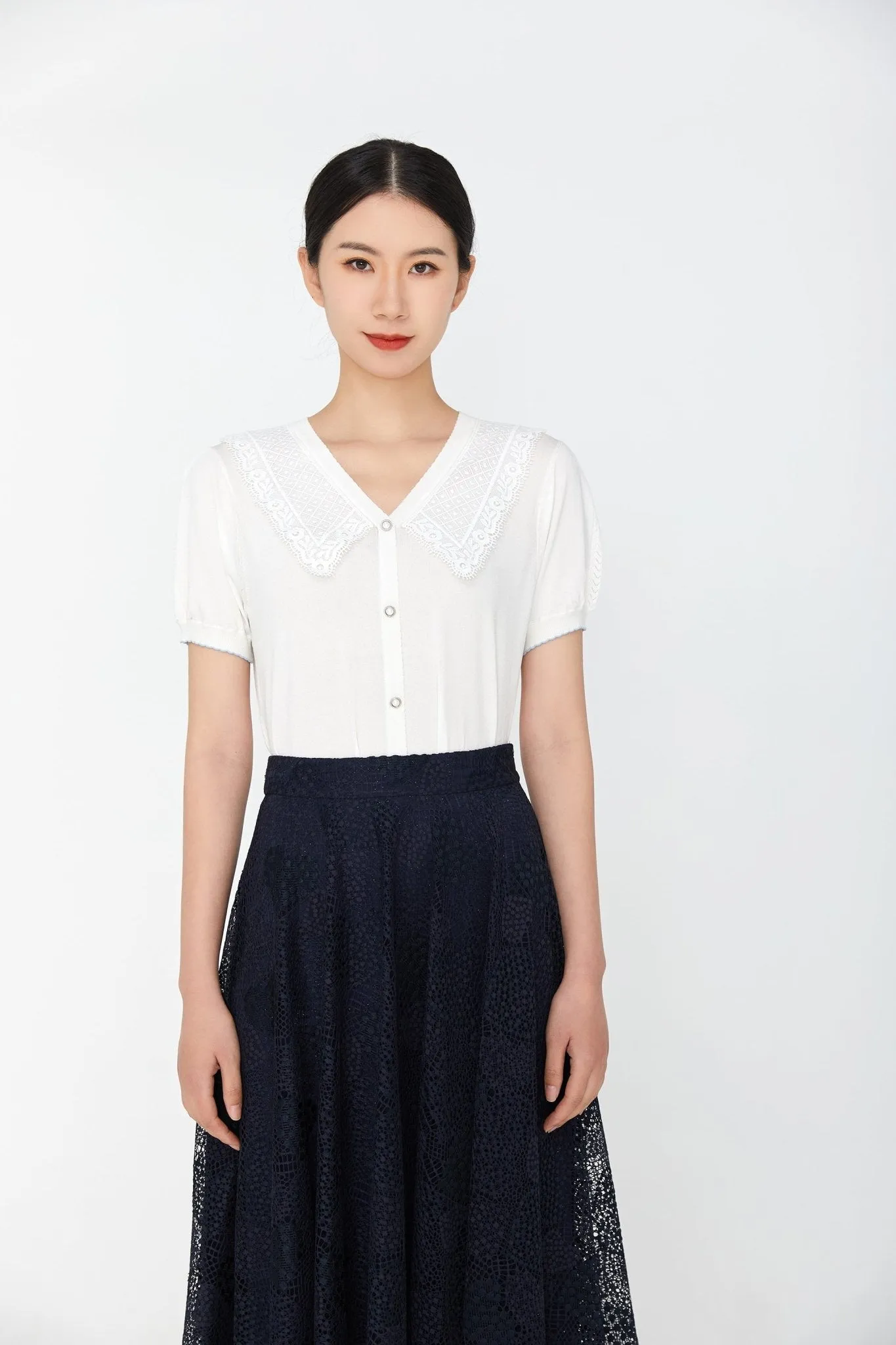 White Short Sleeve Lace Collar T-Shirt